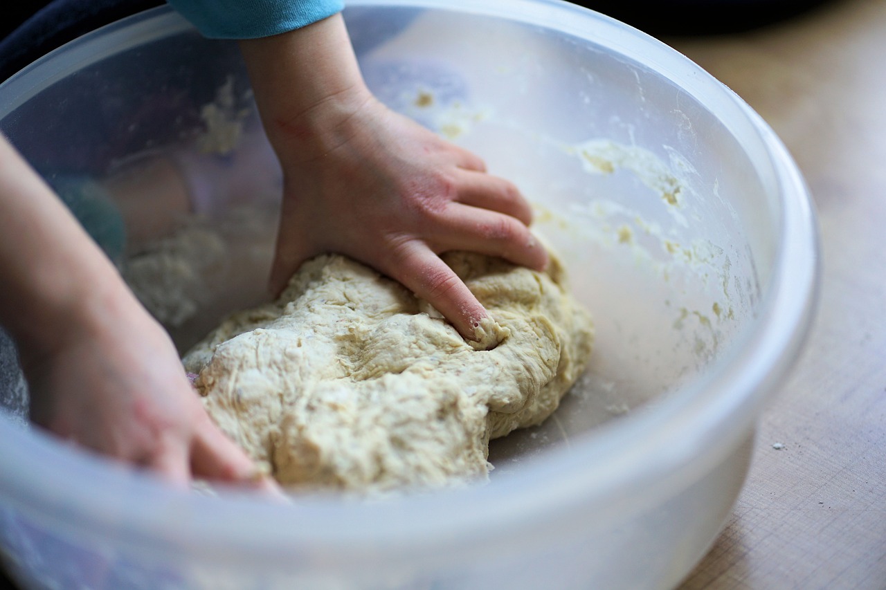 A Step-by-Step Guide to Making Perfect White Pocket Pita Bread